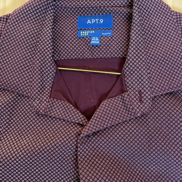 Dress shirt - Picture 2 of 2